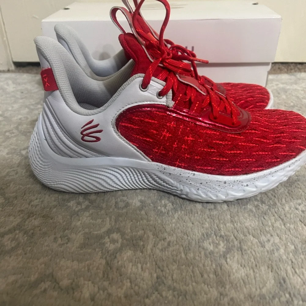 Size 7 Mens - Under Armour Curry Flow 9 Team White Red 2022  Good pre owned cond